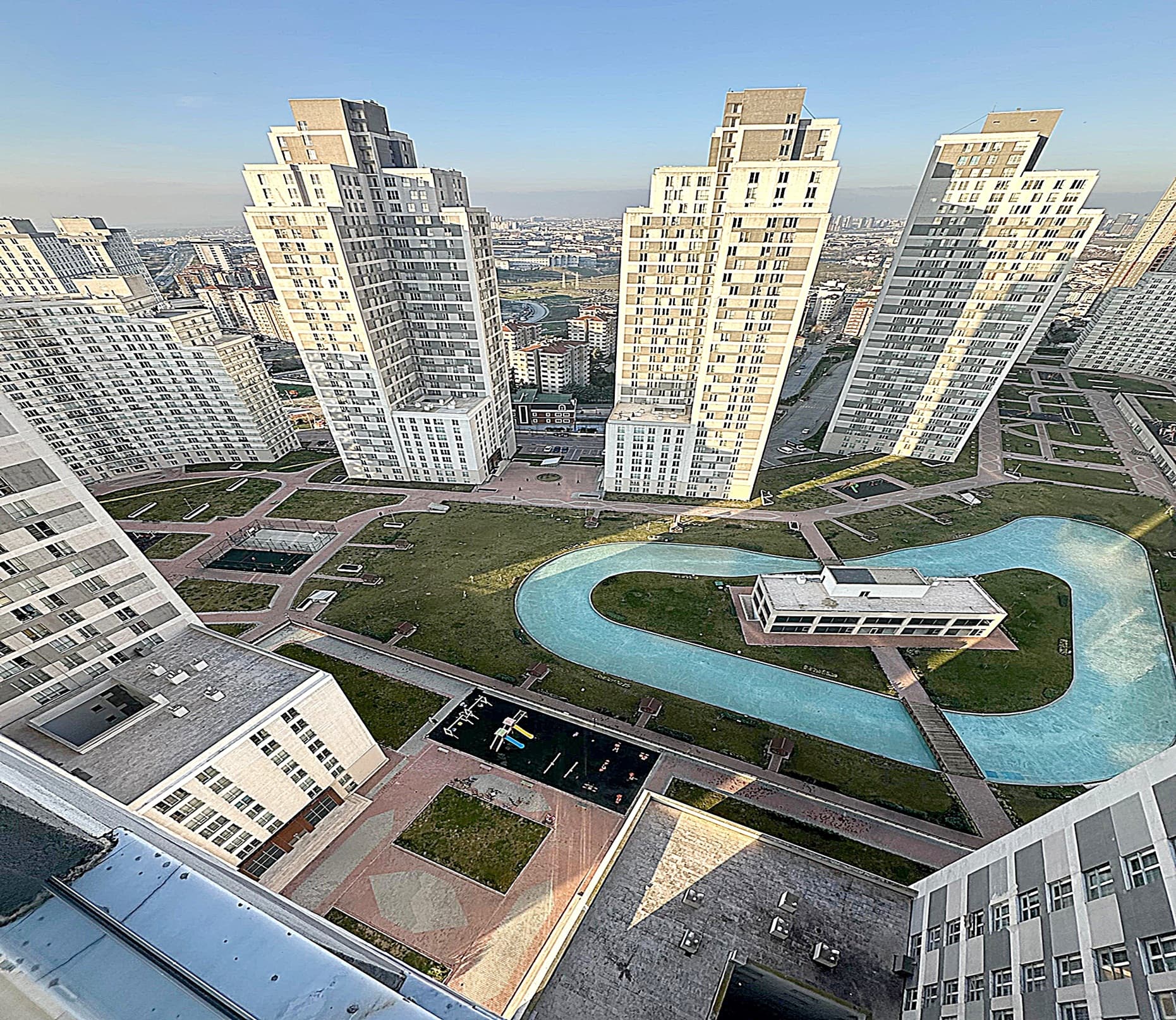 Beylikdüzü  Kristal Şehir  