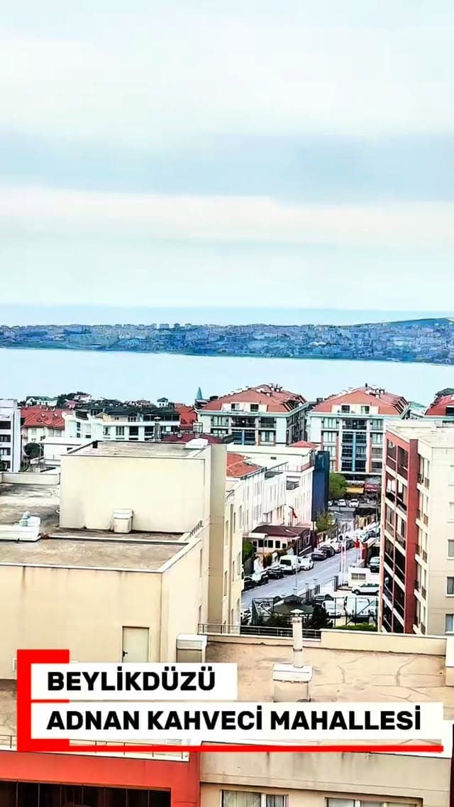 BEYLİKDÜZÜ 
ADNAN KAHVECİ MAHALLESİ 
CEYLAN REZIDANS SİTESİ 

3+1 - 150 METREKARE 
1 - BALKON ( DENİZ MANZARALI )
2 - BANYO 
1 - KİLER ODASI 
KAPALI VE AÇIK OTOPARK 
YÜZME HAVUZU 
ÇOCUK OYUN PARKI 
BASKET VE FUTBOL SAHASI 
KAMELYALAR 
JENARATÖR 
HİDRAFOR 
TOPLU TAŞIMA SİTE ÖNÜNDE 
ÇEVRESİNDE MARKETLER OKULLAR 

DETAYLI BİLGİ VE RANDEVU İÇİN İLETİŞİME GEÇİNİZ 

#beyli̇kdüzü #satılıkdaire #keşfetteyizzz #öneçıkar